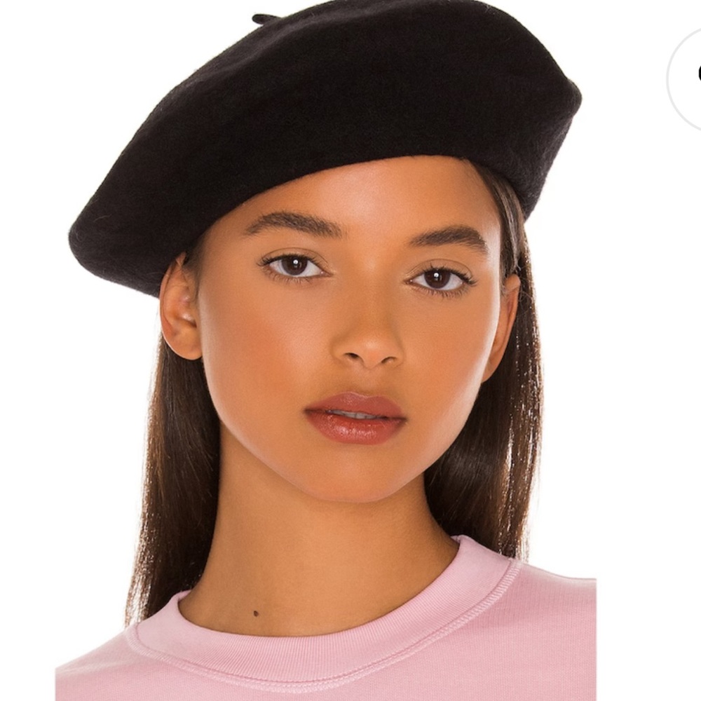 Wool blend women’s black wool beret L75-14